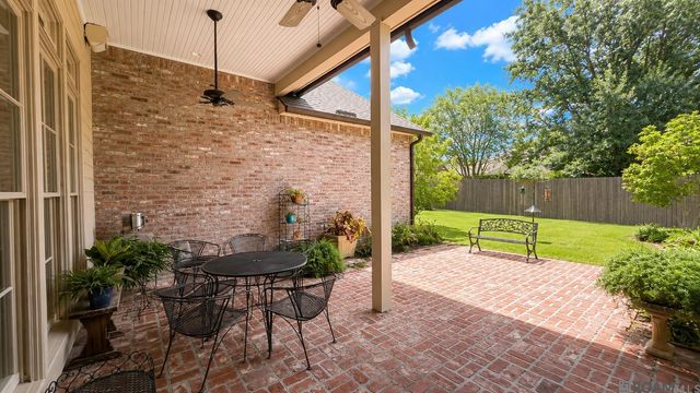 17744 Pecan Shadows Dr, Saint George, LA 70810