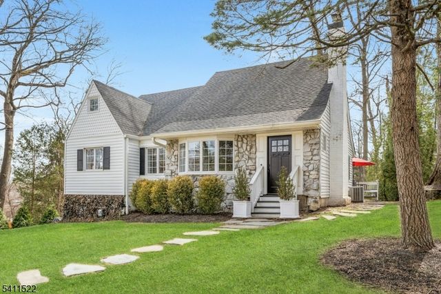 8 Glenwood Rd, Parsippany-troy Hills Twp., NJ 07834