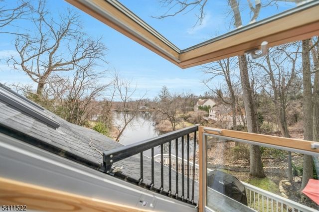 8 Glenwood Rd, Parsippany-troy Hills Twp., NJ 07834