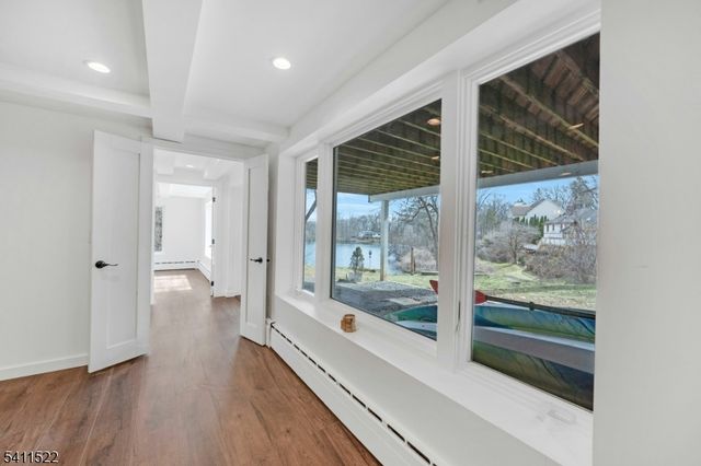 8 Glenwood Rd, Parsippany-troy Hills Twp., NJ 07834