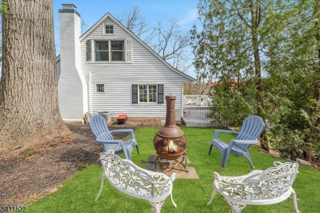 8 Glenwood Rd, Parsippany-troy Hills Twp., NJ 07834