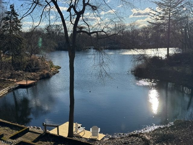 8 Glenwood Rd, Parsippany-troy Hills Twp., NJ 07834