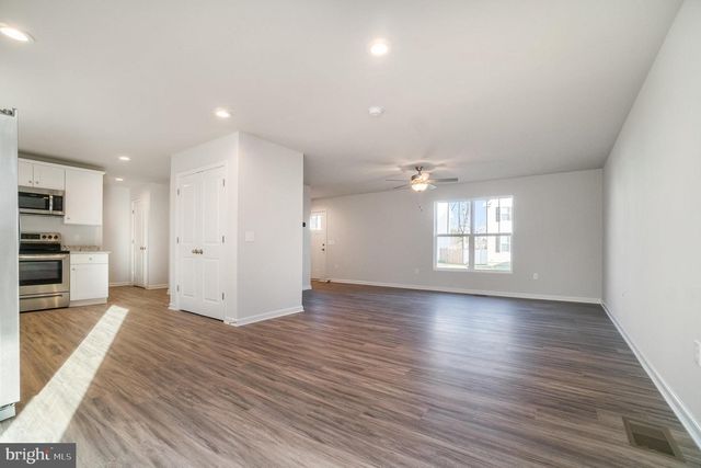 109 LONGVIEW DR, Stafford, VA 22556