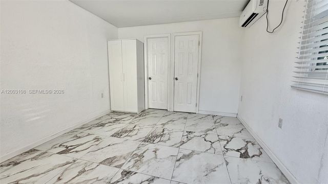 12435 SW 42nd St 1, Miami, FL 33175