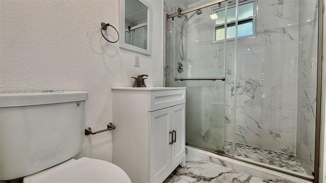 12435 SW 42nd St 1, Miami, FL 33175