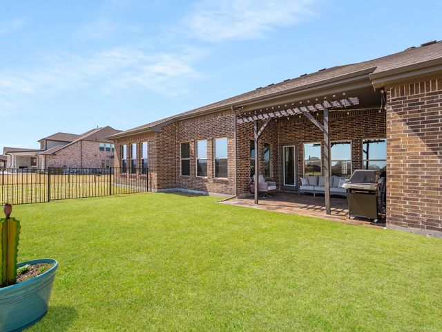 1040 Sugar Bars Drive, Lucas, TX 75002