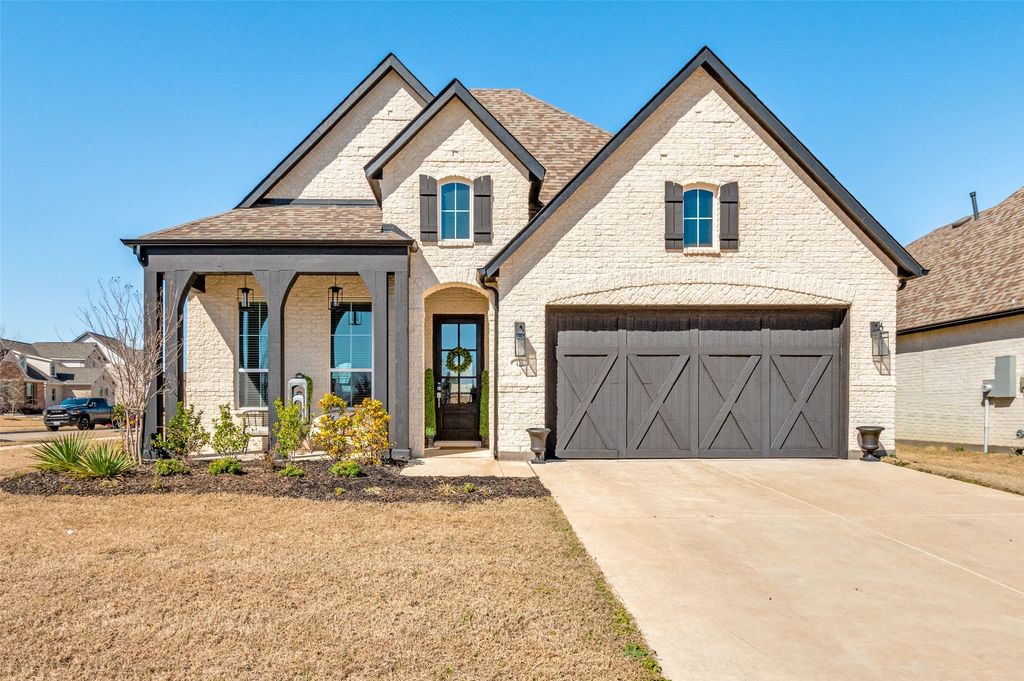 425 Lost Creek Trail, Waxahachie, TX 75165