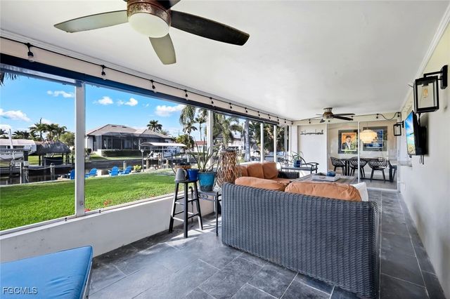 5614 De Soto CT, Cape Coral, FL 33904