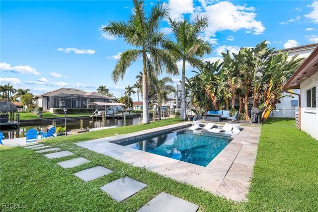 5614 De Soto CT, Cape Coral, FL 33904