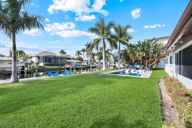 5614 De Soto CT, Cape Coral, FL 33904