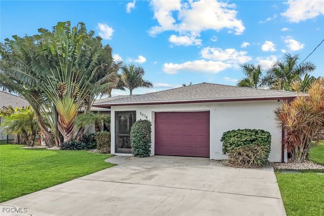 5614 De Soto CT, Cape Coral, FL 33904