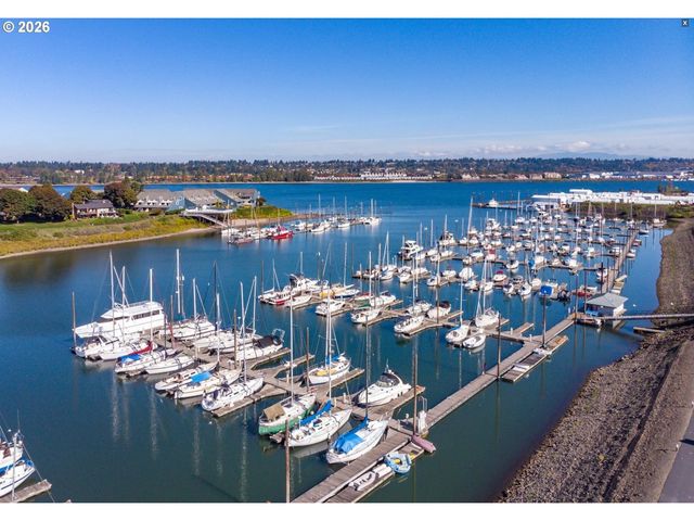 345 N LOTUS BEACH Dr, Portland, OR 97217