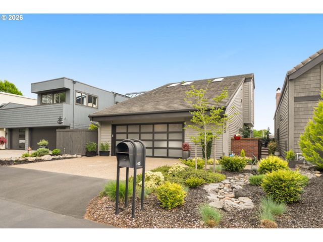 345 N LOTUS BEACH Dr, Portland, OR 97217