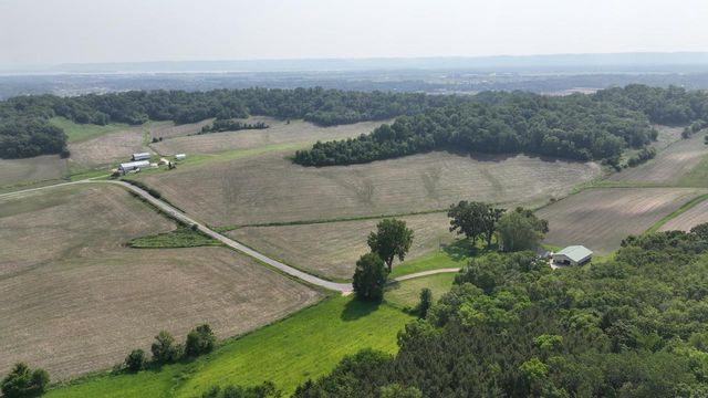 1000 Glomstad ROAD, Holmen, WI 54636