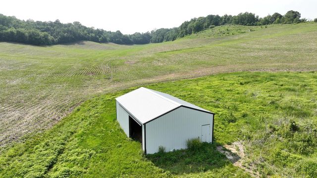 1000 Glomstad ROAD, Holmen, WI 54636