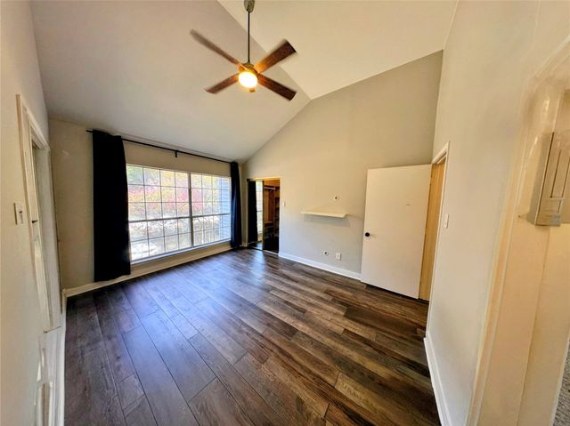 2506 Wedglea Drive 802, Dallas, TX 75211
