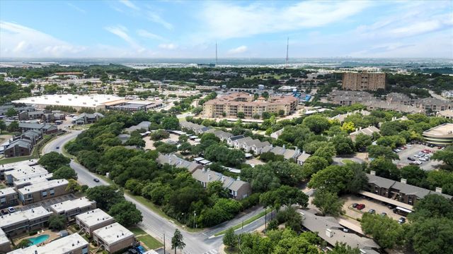 2506 Wedglea Drive 802, Dallas, TX 75211