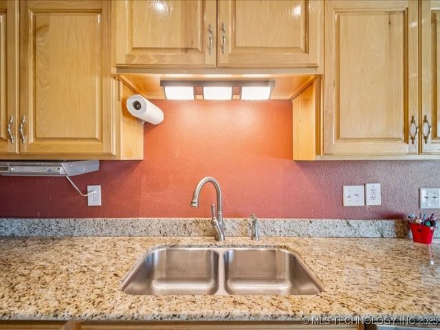 201 W 20th Street, Owasso, OK 74055