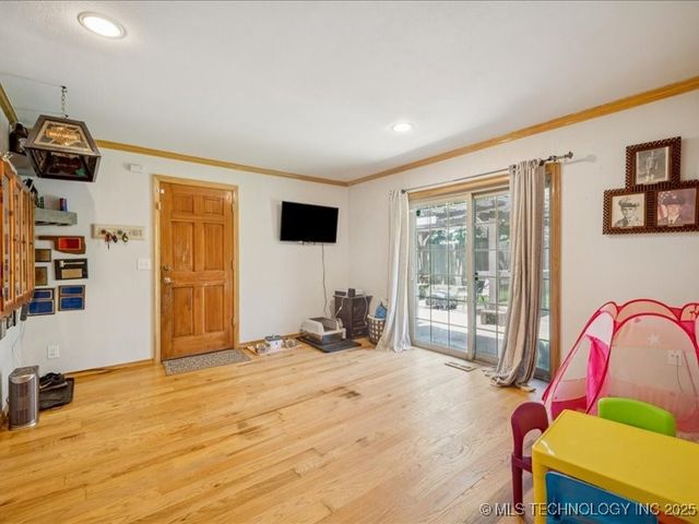 201 W 20th Street, Owasso, OK 74055