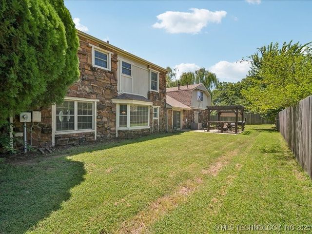 201 W 20th Street, Owasso, OK 74055