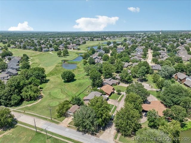 201 W 20th Street, Owasso, OK 74055