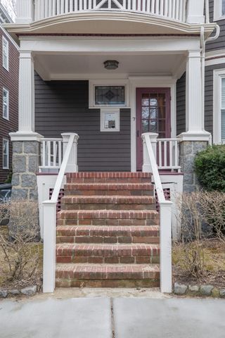7 Chase 2, Boston, MA 02125