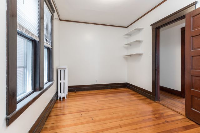 7 Chase 2, Boston, MA 02125