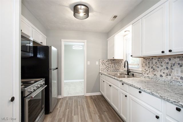 1774 E 236 Street, Euclid, OH 44117