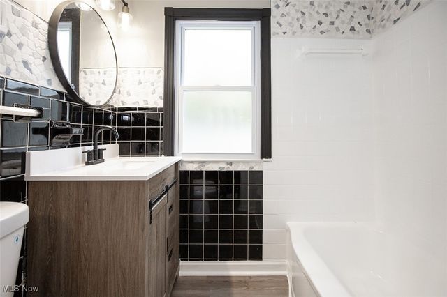 1774 E 236 Street, Euclid, OH 44117