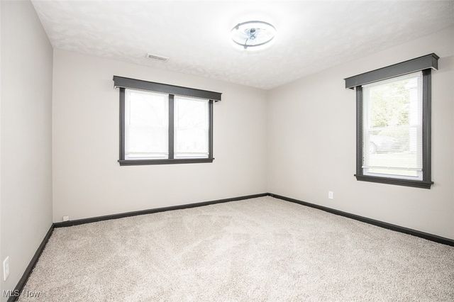 1774 E 236 Street, Euclid, OH 44117