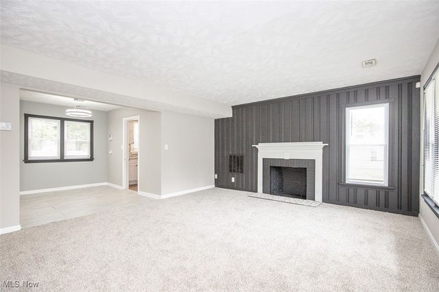 1774 E 236 Street, Euclid, OH 44117