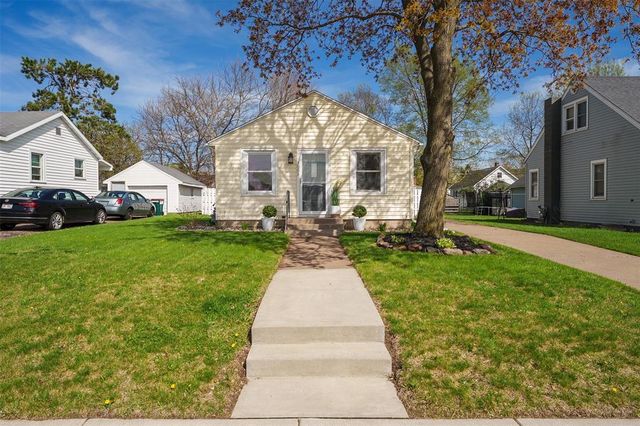 3003 8th Street, Eau Claire, WI 54703