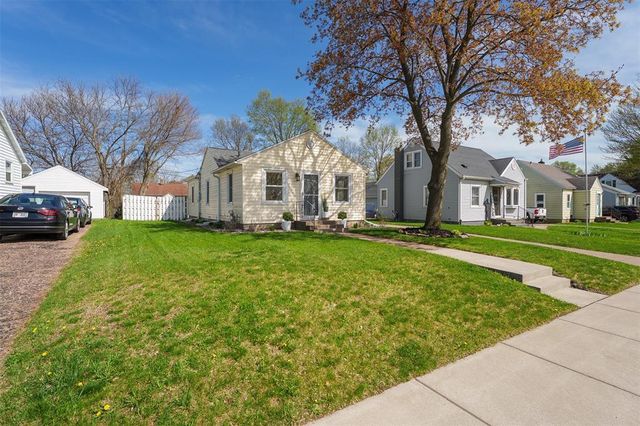 3003 8th Street, Eau Claire, WI 54703