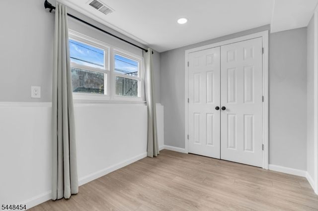125 Jeff St, Edison Twp., NJ 08837