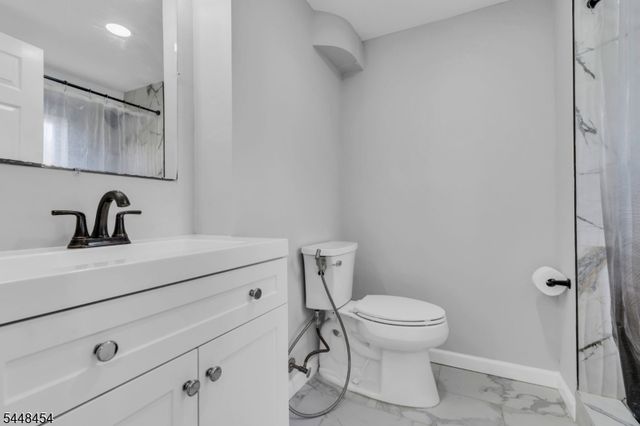 125 Jeff St, Edison Twp., NJ 08837