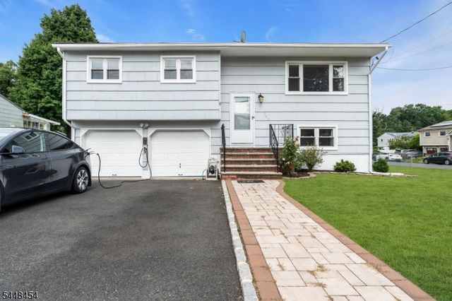 125 Jeff St, Edison Twp., NJ 08837