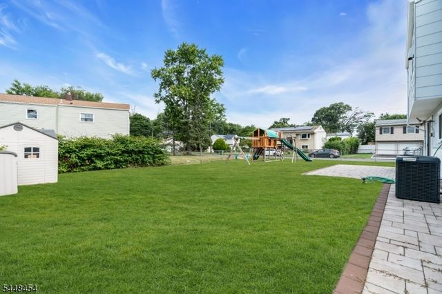 125 Jeff St, Edison Twp., NJ 08837