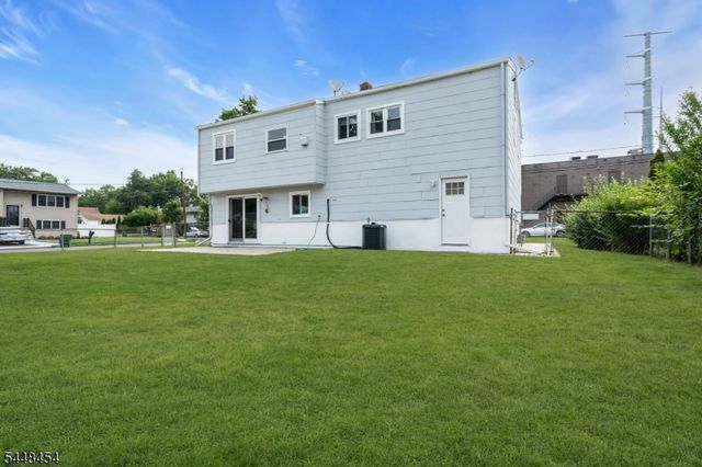 125 Jeff St, Edison Twp., NJ 08837