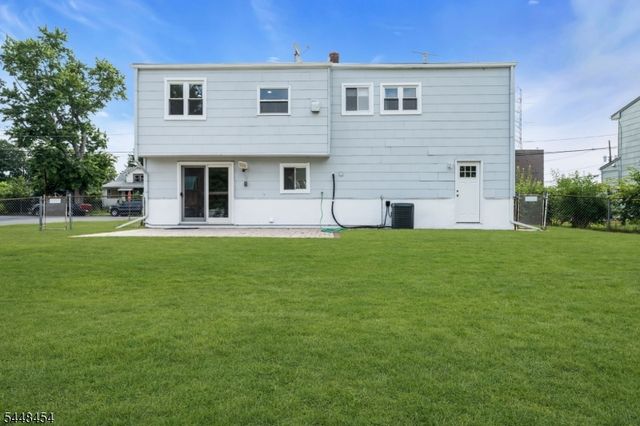 125 Jeff St, Edison Twp., NJ 08837