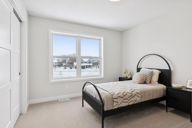 6181 Harkness Avenue S, Cottage Grove, MN 55016