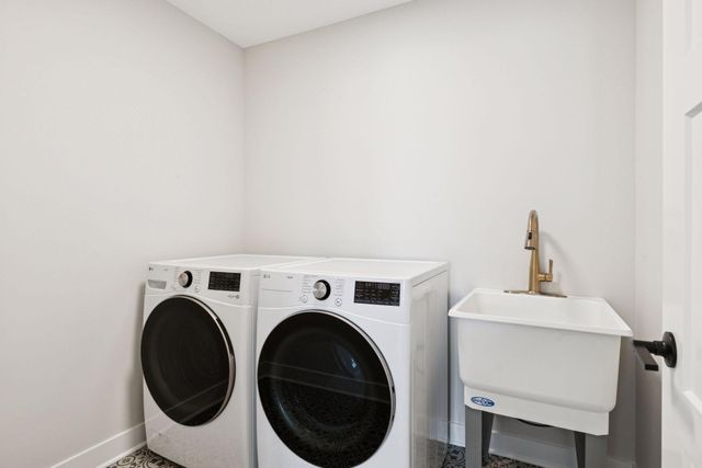 6181 Harkness Avenue S, Cottage Grove, MN 55016