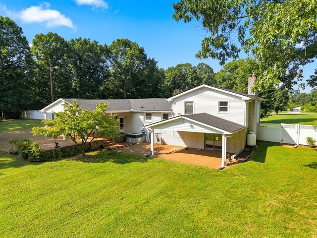 7400 Bidwell Rd, Joelton, TN 37080