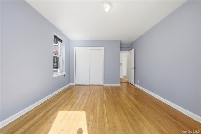 2080 Barnes Avenue 2D, Bronx, NY 10462