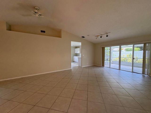 3572 Sahara Springs Boulevard, Pompano Beach, FL 33069