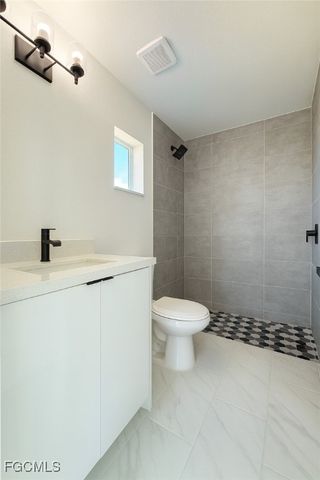 3716 NE 15th AVE, Cape Coral, FL 33909