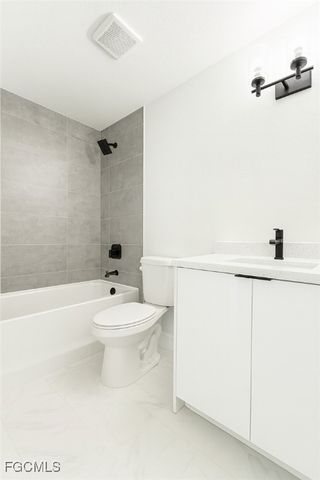 3716 NE 15th AVE, Cape Coral, FL 33909