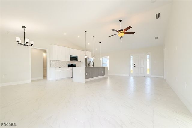 3716 NE 15th AVE, Cape Coral, FL 33909