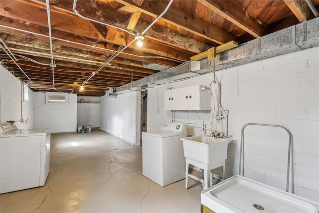 1534 30th Street, Des Moines, IA 50311