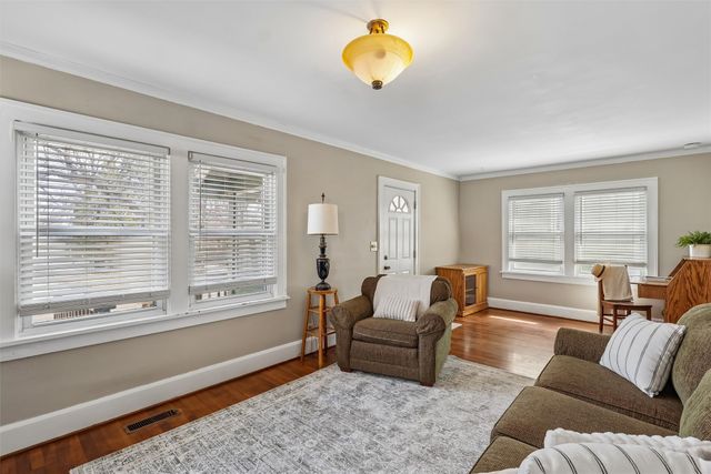 1534 30th Street, Des Moines, IA 50311