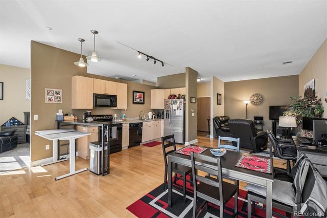 5677 S Park Place C103, Greenwood Village, CO 80111